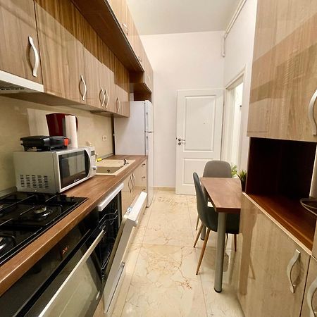 Central Adress Cd22 Bukares Bagian luar foto